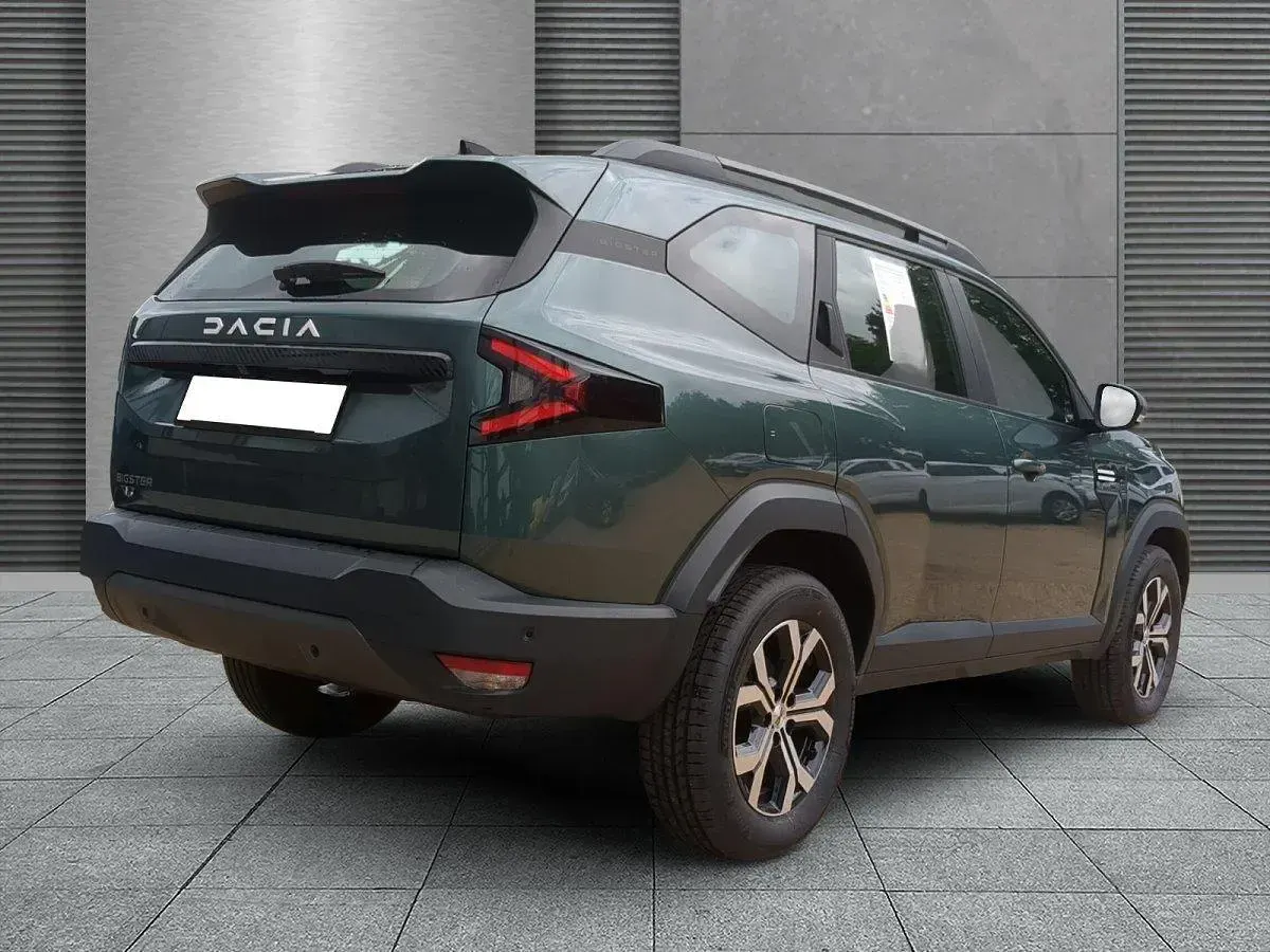 Neu Dacia Bigster Expression 140 PS (102 kW) 2026 Zedergrün SUV
