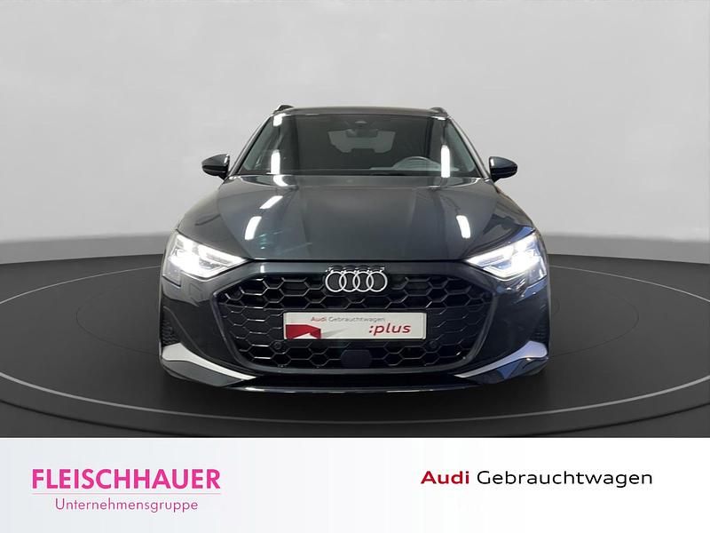 Gebraucht Audi A3 Advanced 150 PS (110 kW) 2025 Grau Limousine