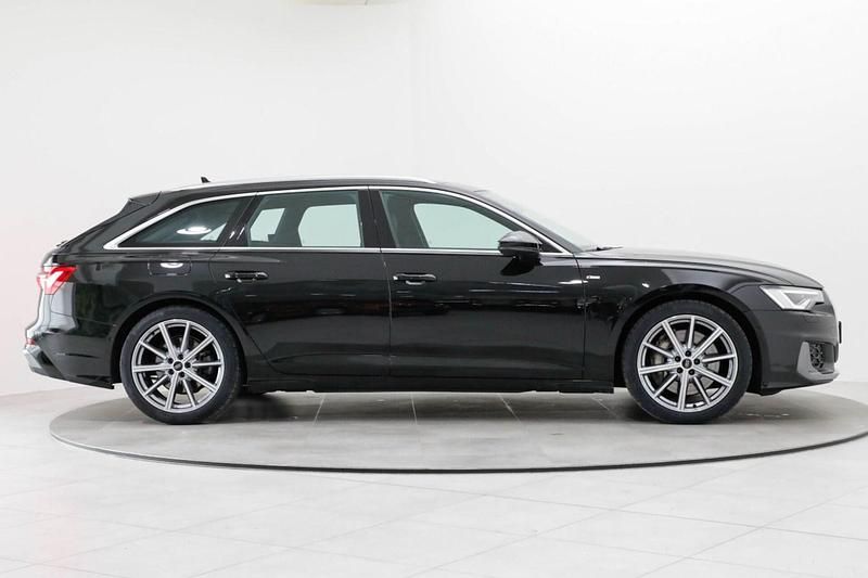 Gebraucht Audi A6 Design 340 PS (250 kW) 2024 Mythosschwarz metallic Kombi