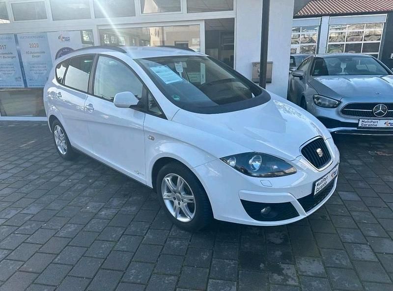 Weiß Gebraucht 2013 Seat Altea XL Copa Van / Kleinbus | 6.250 € (Fairer Preis) - Bild 1/4