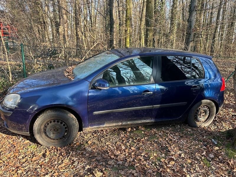Gebraucht VW Golf IV 102 PS (75 kW) 2004 Blau Limousine
