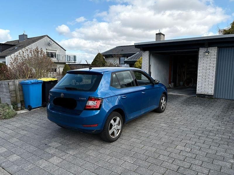 Gebraucht Skoda Fabia Style 95 PS (69 kW) 2019 Blau Kleinwagen