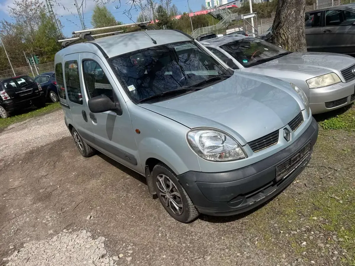 Usata Renault Kangoo 82 CV (60 kW) 2003 Grigio Monovolume