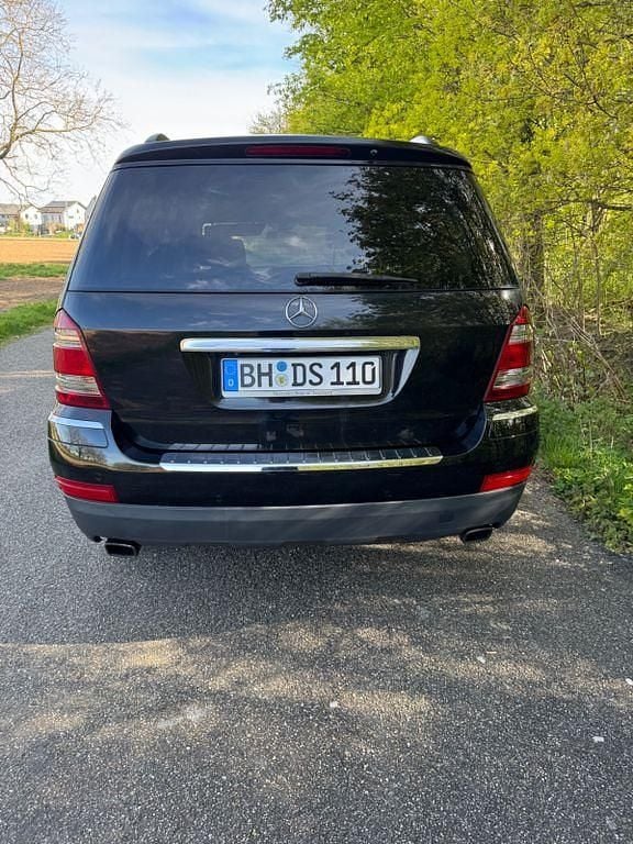 Gebraucht Mercedes GL320 224 PS (164 kW) 2008 Schwarz SUV
