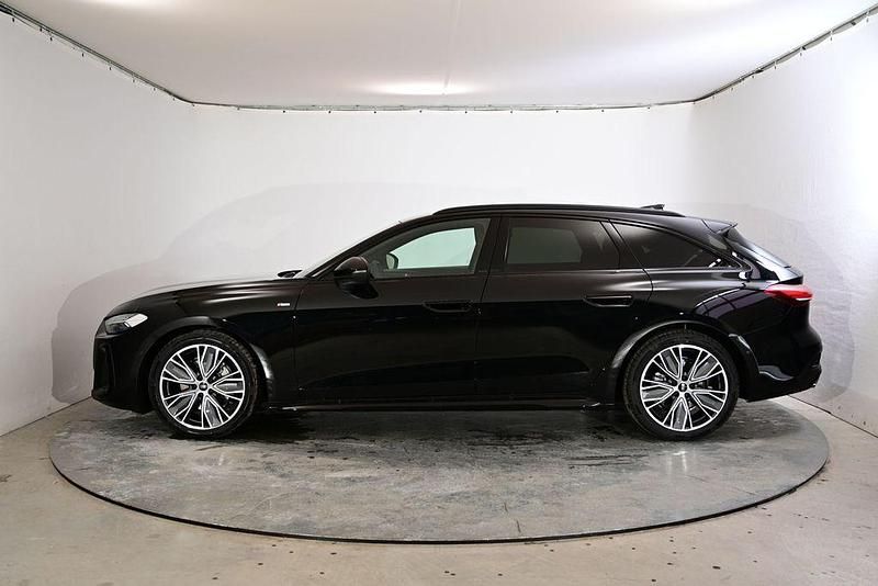 Gebraucht Audi A5 S-Line 204 PS (150 kW) 2026 Schwarz Limousine