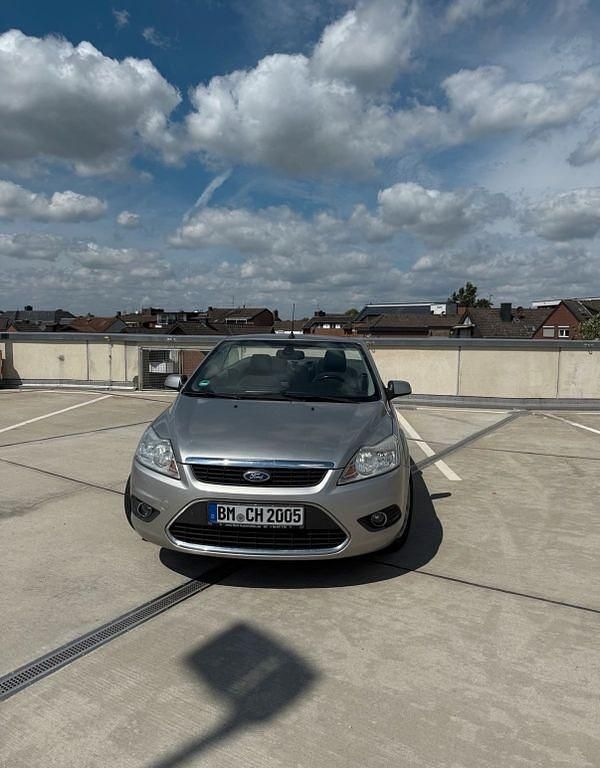 Silber Gebraucht 2008 Ford Focus Cabriolet Trend Cabrio | 3.550 € (Teuer) - Bild 1/4
