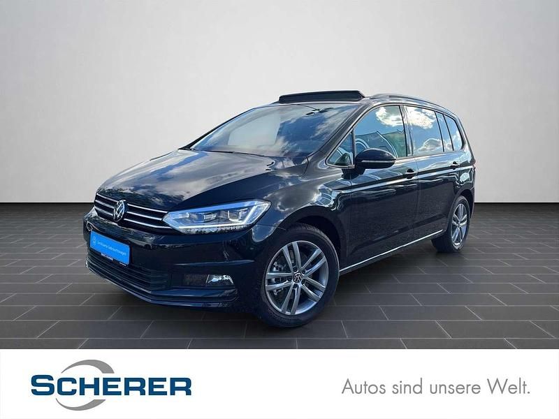 Grenadillschwarz metallic Neu 2025 VW Touran Comfortline Van / Kleinbus | 39.950 € - Bild 1/4