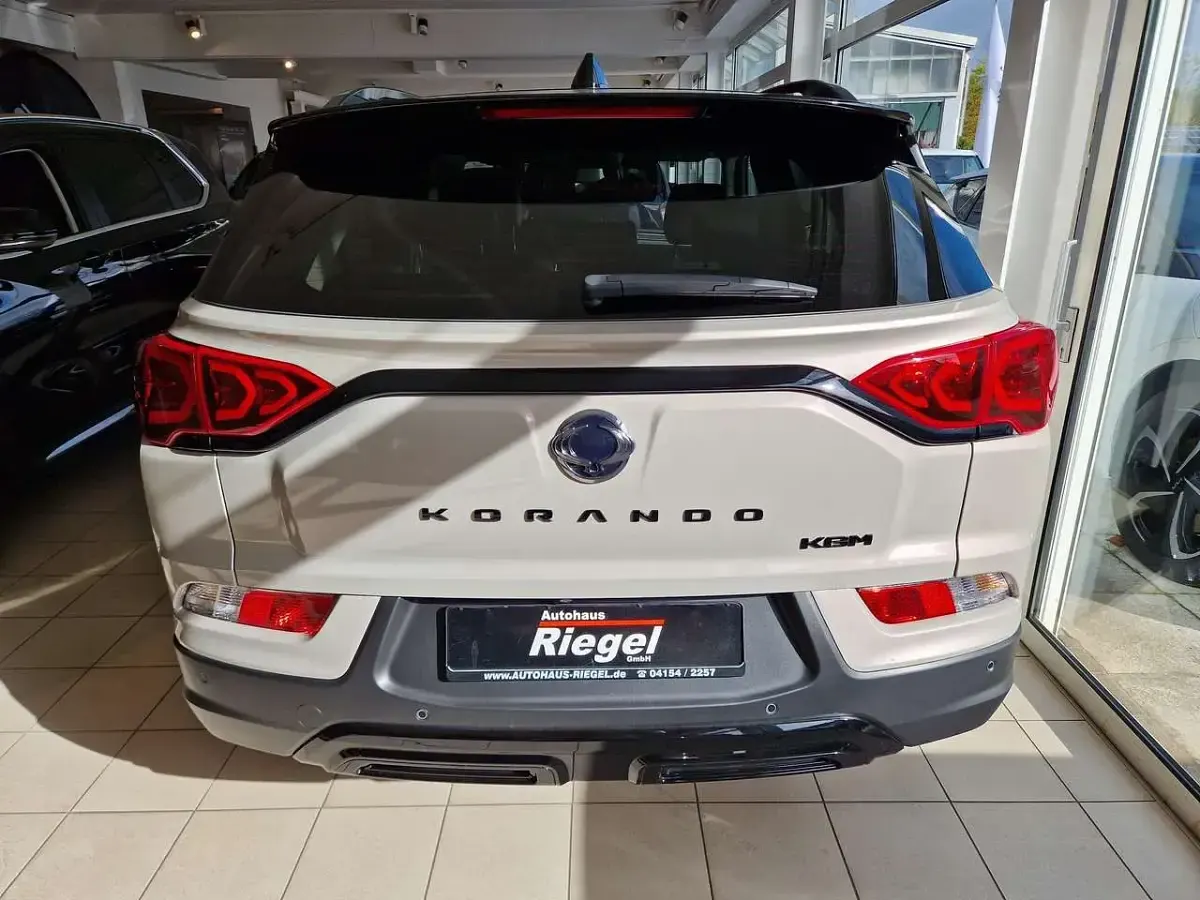 Neu SsangYong Korando 163 PS (119 kW) 2026 Latte greige SUV