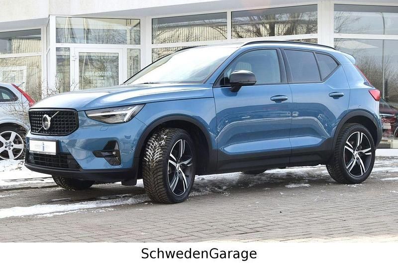 Gebraucht Volvo XC40 Plus 197 PS (144 kW) 2025 Blau SUV
