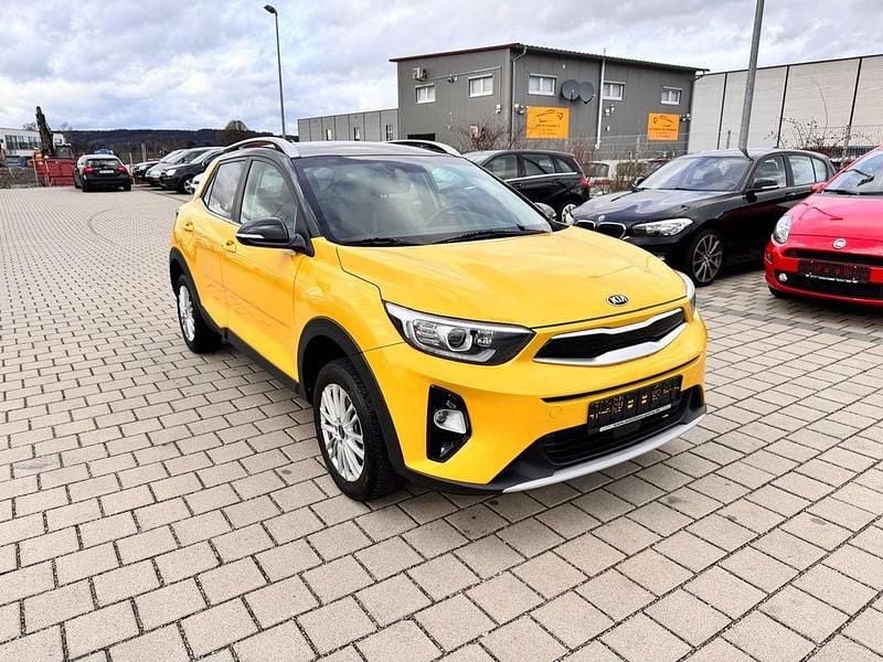 Gebraucht Kia Stonic Platinum Edition 120 PS (88 kW) 2018 Gelb SUV