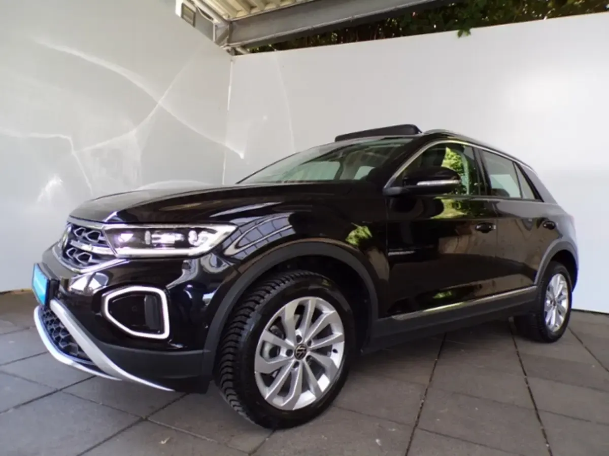 Gebraucht VW T-Roc Style 150 PS (110 kW) 2022 Schwarz SUV