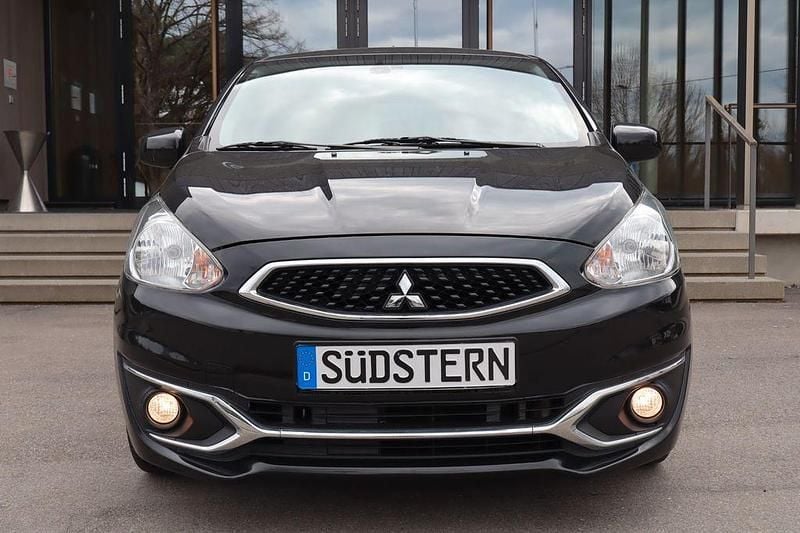 Second-hand Mitsubishi Space Star Edition+ 71 CP (52 kW) 2016 Negru Hatchback