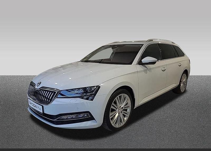 Gebraucht Skoda Superb Style 190 PS (139 kW) 2022 Weiß Kombi