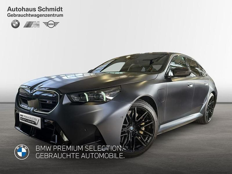 Bmw individual frozen deep grey Gebraucht 2024 BMW M5 Sport Line Limousine | 129.990 € - Bild 1/4