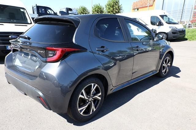 Ash grey metallic ash grey metallic Neu 2025 Toyota Yaris Hybrid Kleinwagen | 23.227 € (Guter Preis) - Bild 1/4