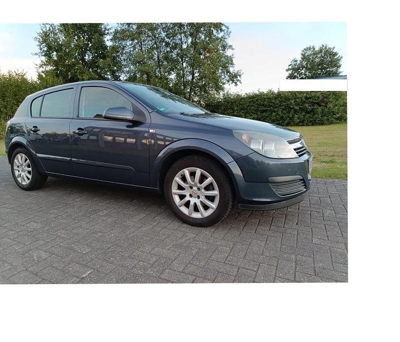 Blau Gebraucht 2006 Opel Astra Limousine | 2.250 € (Fairer Preis) - Bild 1/4