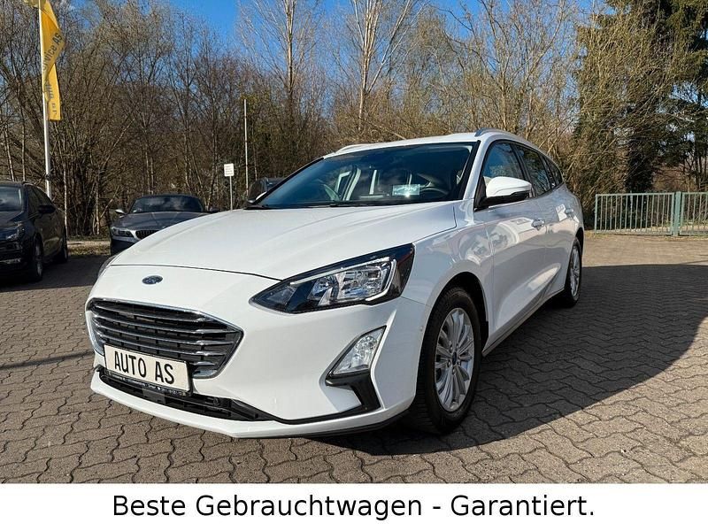 Gebraucht Ford Focus Titanium 125 PS (91 kW) 2022 Weiß Kombi