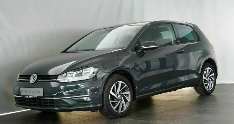 Verkauft VW Golf VII Sound Uranograu M., gebraucht 2017, 38.239 km in  Chemnitz
