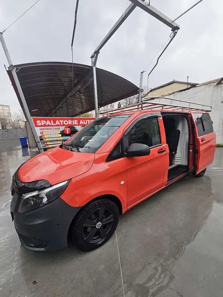 Gebraucht Mercedes Vito 102 PS (75 kW) 2003 Van