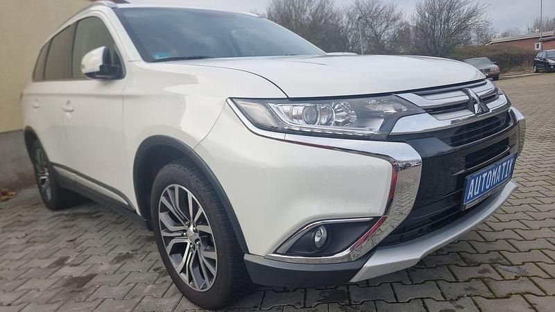 Gebraucht Mitsubishi Outlander 150 PS (110 kW) 2018 Weiß SUV