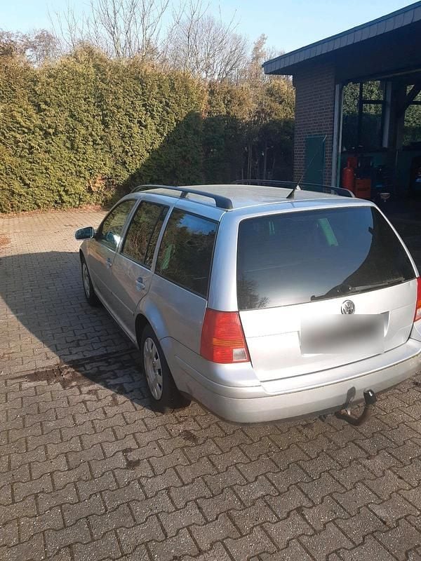 Gebraucht VW Golf IV 102 PS (75 kW) 2002 Silber Kombi
