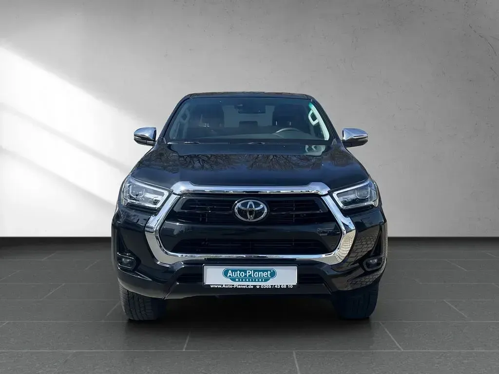 Gebraucht Toyota HiLux Executive 204 PS (150 kW) 2026 Schwarz Pickup