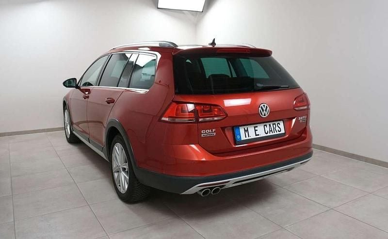 Gebraucht VW Golf Alltrack 184 PS (135 kW) 2015 Sunsetred Kombi