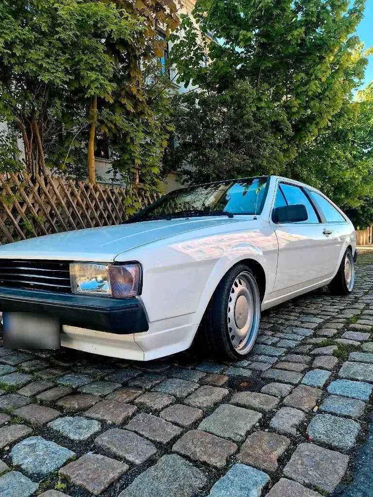 Gebraucht VW Scirocco 70 PS (51 kW) 1985 Weiß Coupé