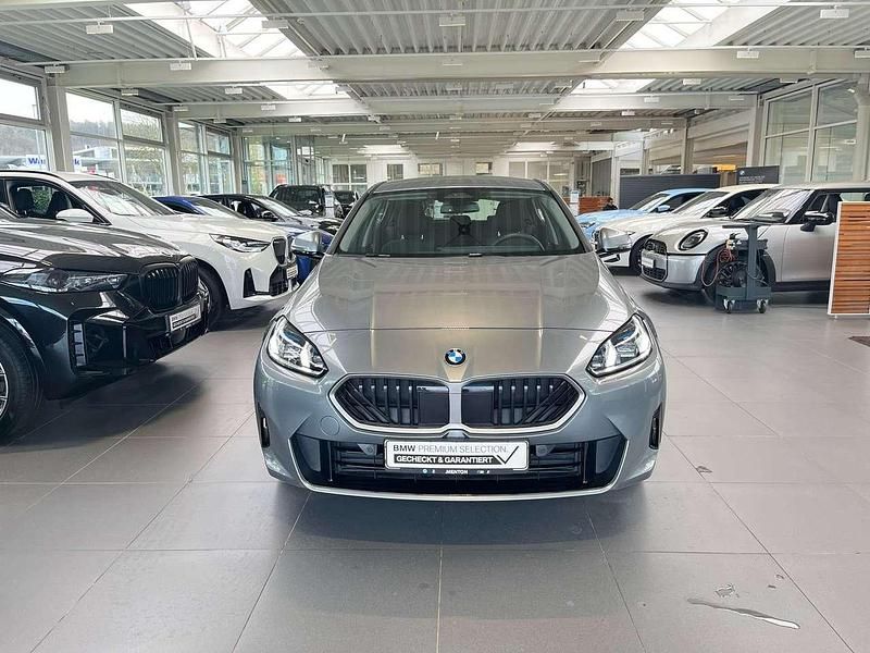 Gebraucht BMW 120 Performance 163 PS (119 kW) 2025 Grau Kleinwagen