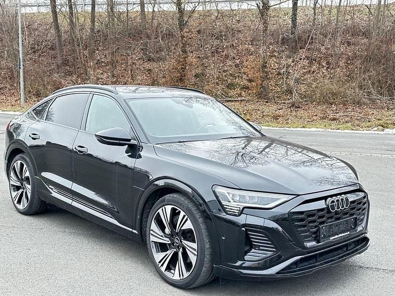 Schwarz Gebraucht 2023 Audi Q8 Sportback e-tron S-Line SUV | 40.900 € (Guter Preis) - Bild 1/4