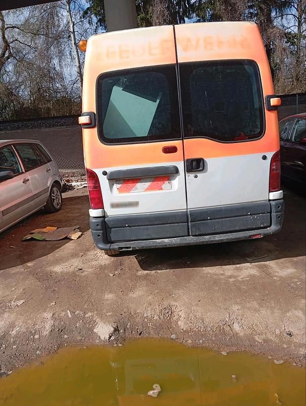 Gebraucht Renault Master 100 PS (73 kW) 2000 Violet Van / Kleinbus