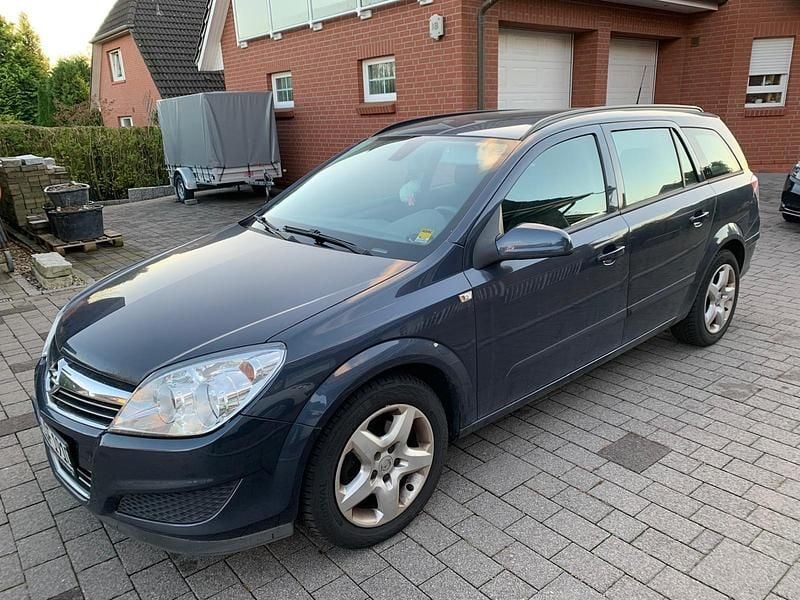 Gebraucht Opel Astra 116 PS (85 kW) 2008 Blau Kombi