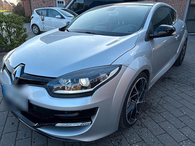 Silber Gebraucht 2015 Renault Mégane III R.S. Coupé | 17.900 € - Bild 1/4