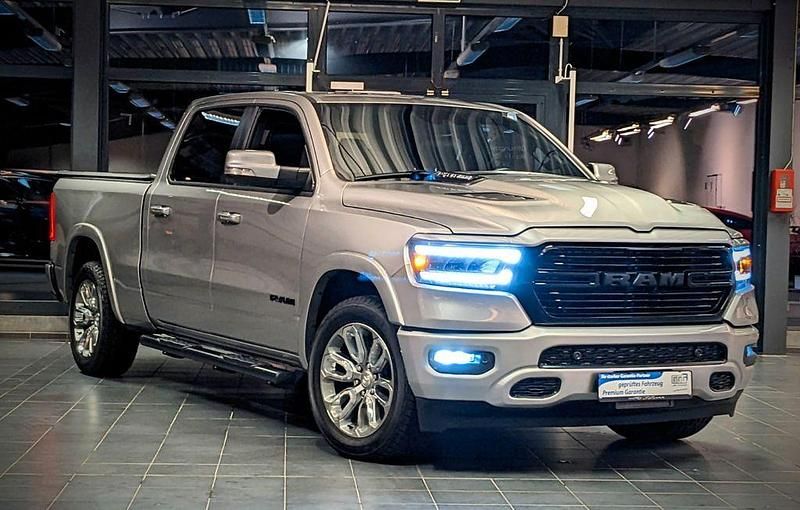 Gebraucht Dodge Ram 396 PS (291 kW) 2022 Silber Abholung