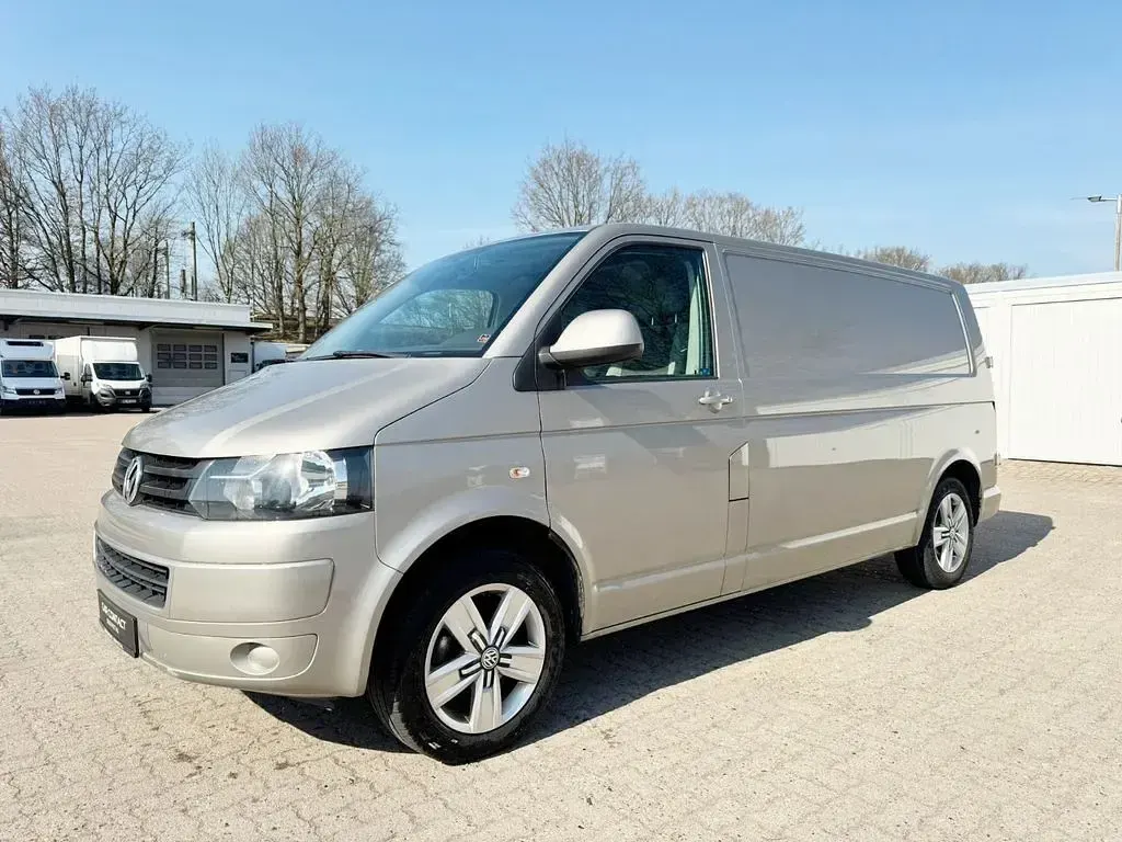 Gebraucht VW T5 179 PS (131 kW) 2015 Grau Van