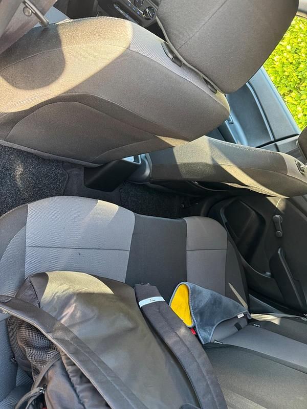 Gebraucht Hyundai i20 84 PS (61 kW) 2018 Grau Coupé