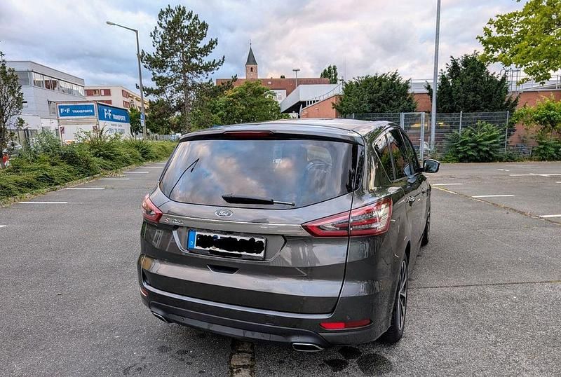 Gebraucht Ford S-MAX Titanium 180 PS (132 kW) 2016 Grau Van / Kleinbus