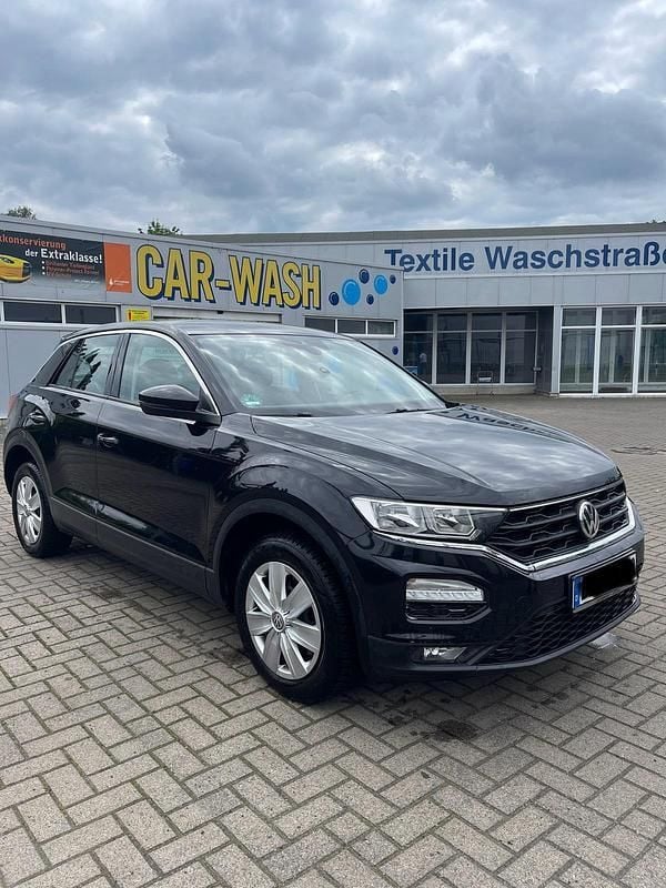 Schwarz Gebraucht 2017 VW T-Roc SUV | 15.800 € (Teuer) - Bild 1/4