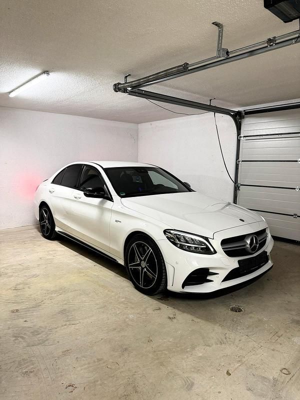 Weiß Gebraucht 2019 Mercedes C43 AMG AMG Limousine | 30.499 € (Guter Preis) - Bild 1/4