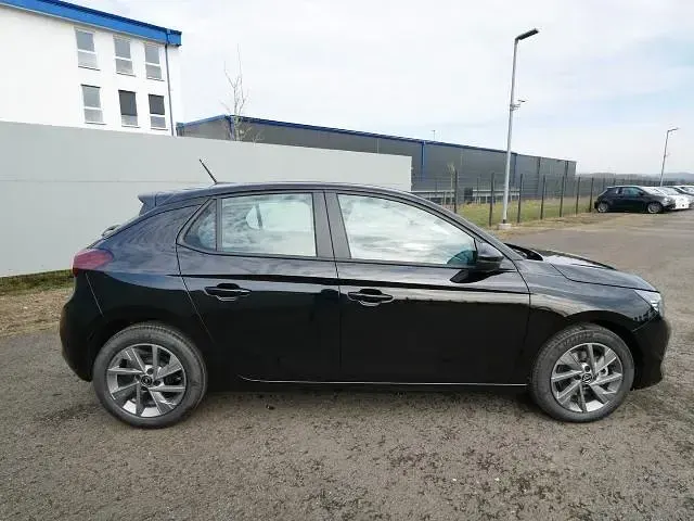 Nowe Opel Corsa Edition 101 KM (74 kW) 2025 Czarny Sedan/Limuzyna