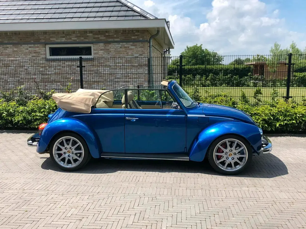 Gebraucht VW Käfer 180 PS (132 kW) 1973 Blau Cabrio