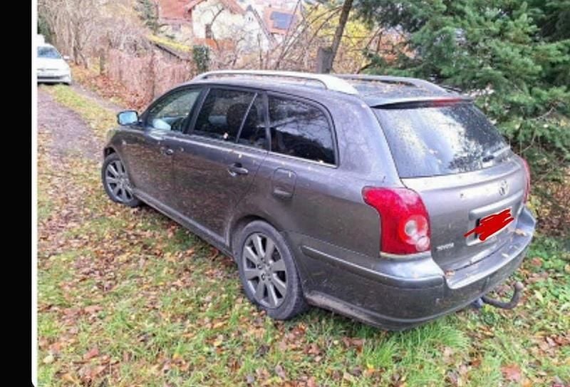 Gebraucht Toyota Avensis Travel 177 PS (130 kW) 2008 Grau Kombi