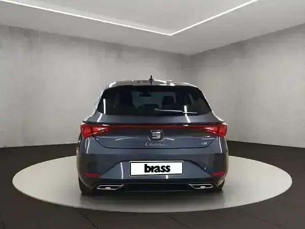 Gebraucht Seat Leon FR 150 PS (110 kW) 2022 Magnetic grau metallic Limousine