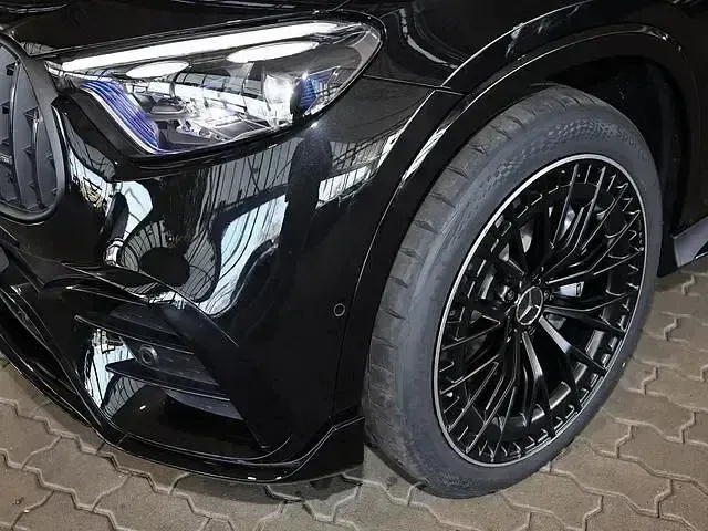 Gebraucht Mercedes GLC43 AMG AMG 421 PS (309 kW) 2026 Andere SUV