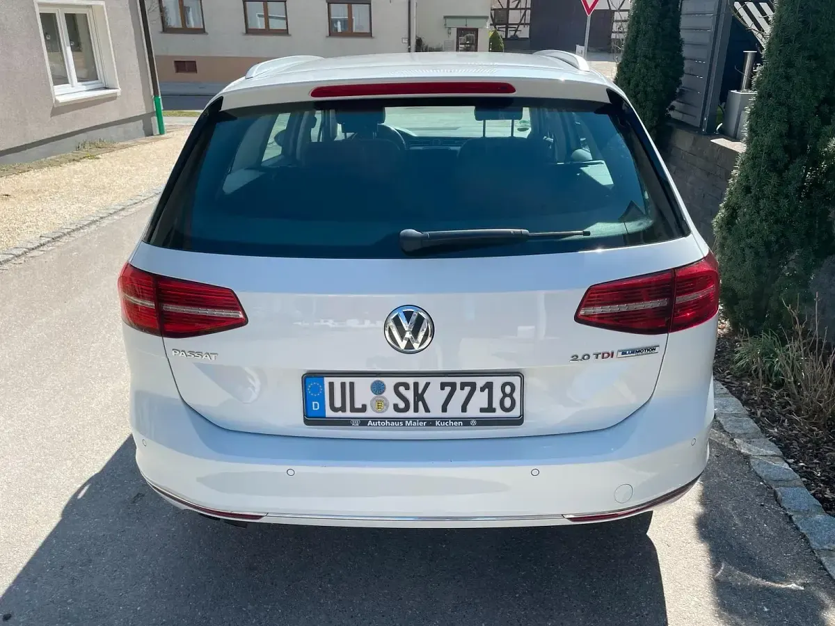 Gebraucht VW Passat 190 PS (139 kW) 2017 Weiß Kombi