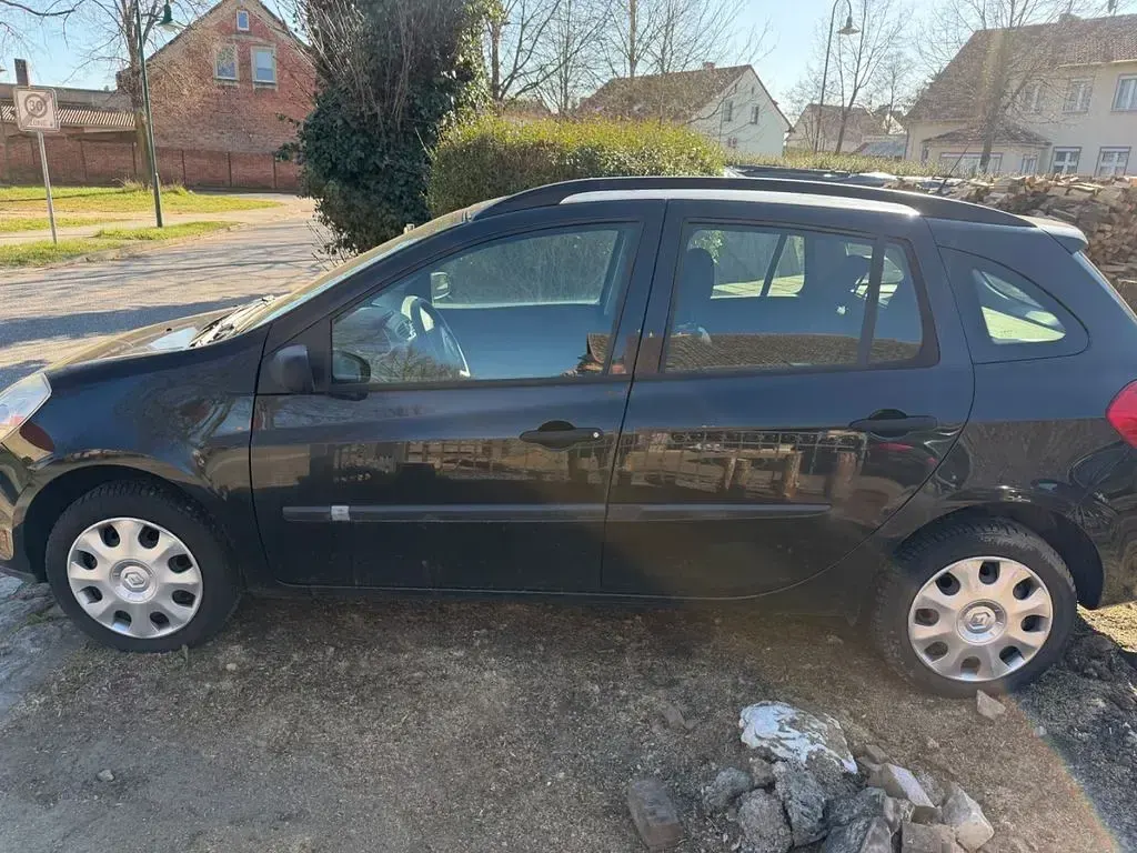 Gebraucht Renault Clio 75 PS (55 kW) 2009 Schwarz Limousine