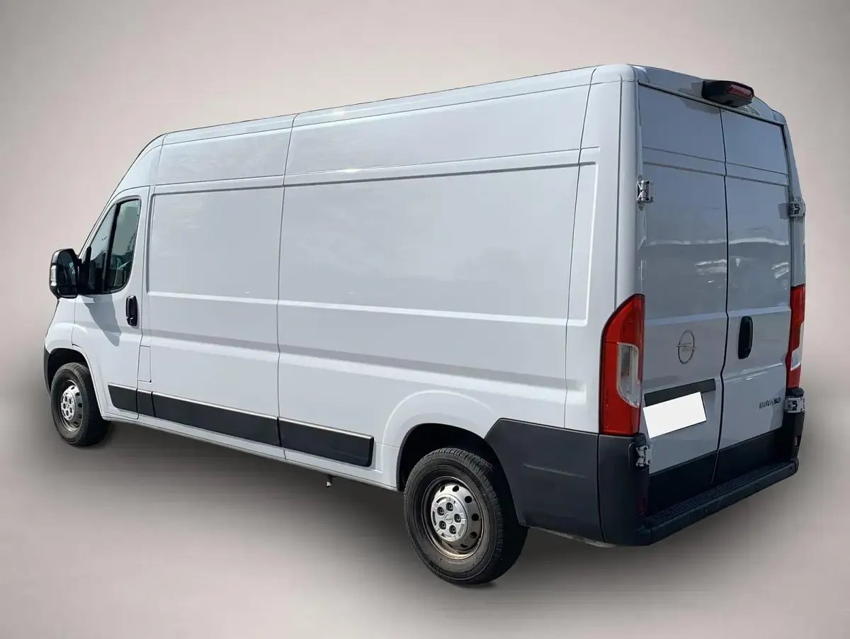 Gebraucht Opel Movano Edition 140 PS (102 kW) 2024 Manufacturer Van