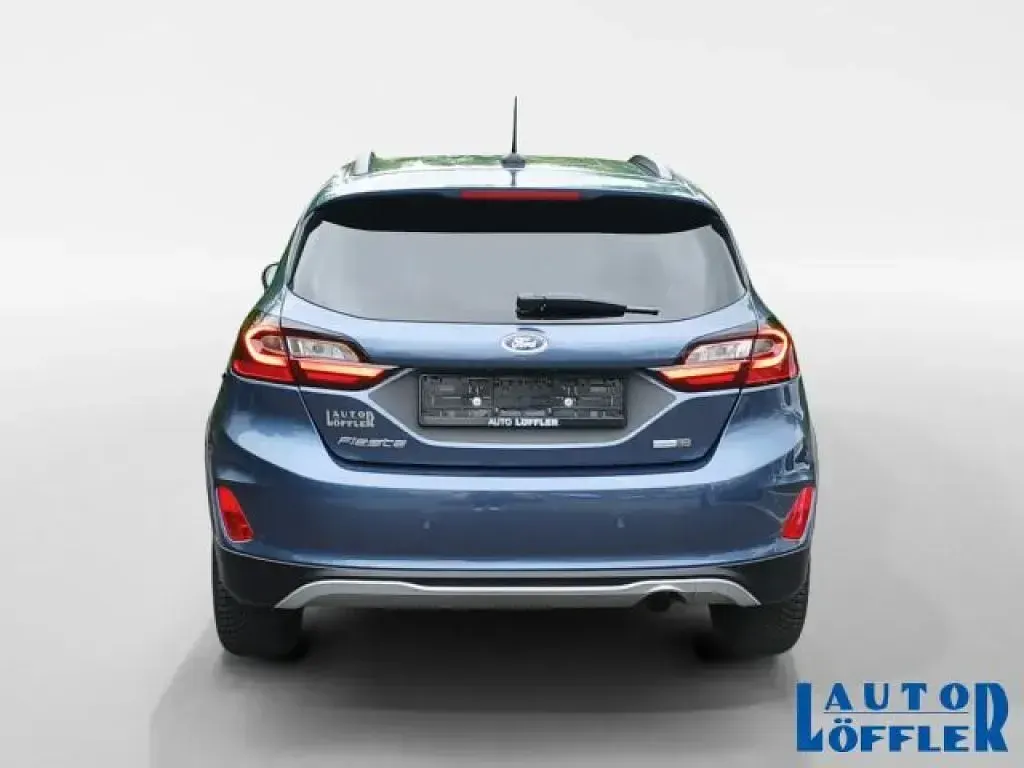 Gebraucht Ford Fiesta Active X 125 PS (91 kW) 2022 Chromablau (metallic) Kleinwagen