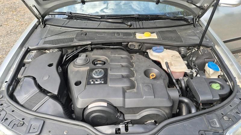 Usata VW Passat 131 CV (96 kW) 2004 Argento Station wagon