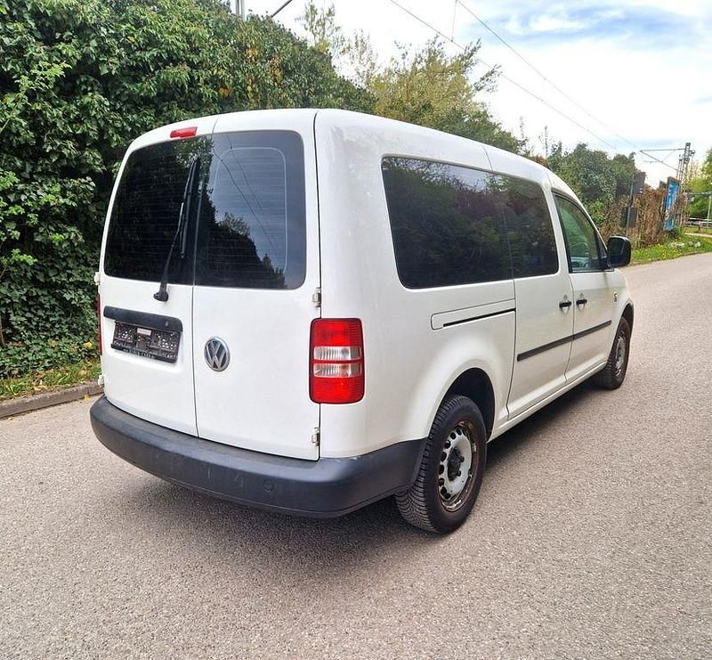Usata VW Caddy 105 CV (77 kW) 2012 Bianco Monovolume